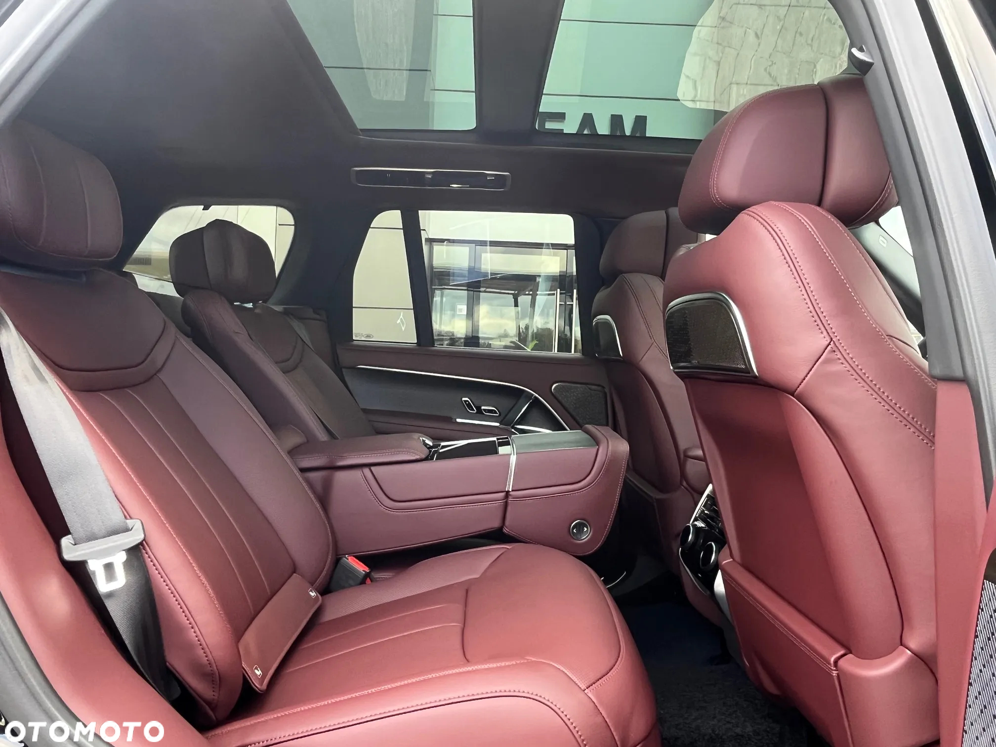 Land Rover Range Rover 4.4 V8 P535 Autobiography - 11