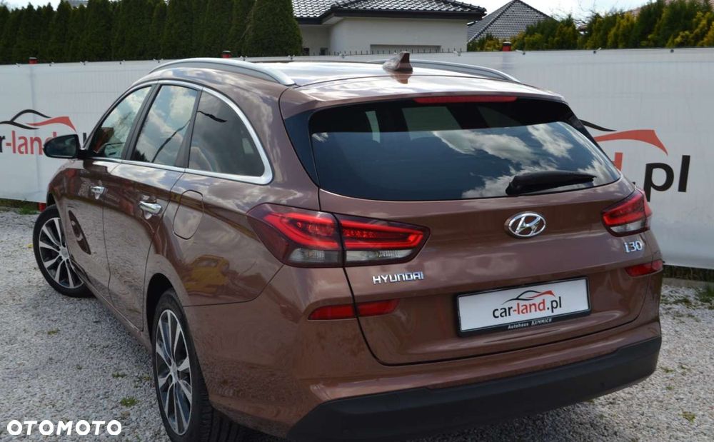 Hyundai i30 1.6 CRDi Premium - 13