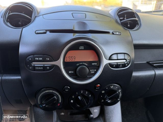 Mazda 2 1.3 90th Anniversary - 12