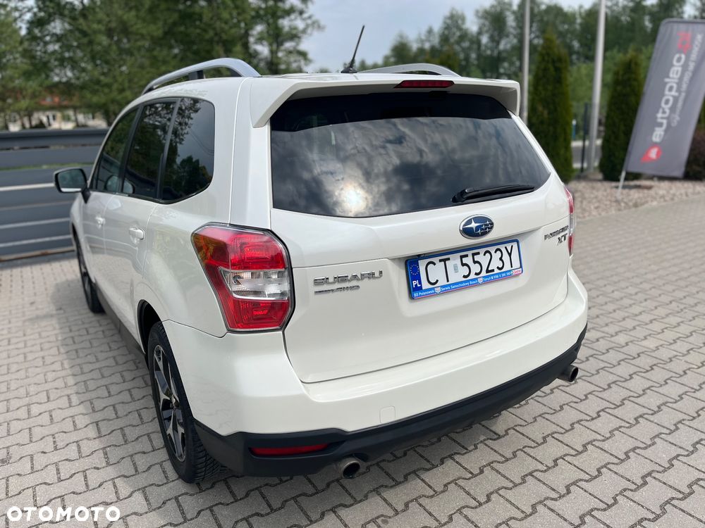 Subaru Forester 2.0XT Platinum Lineartronic EU6 - 13