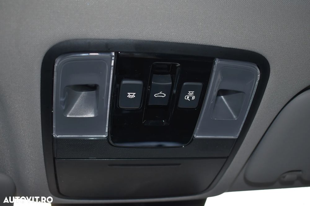 Kia Ceed - 40