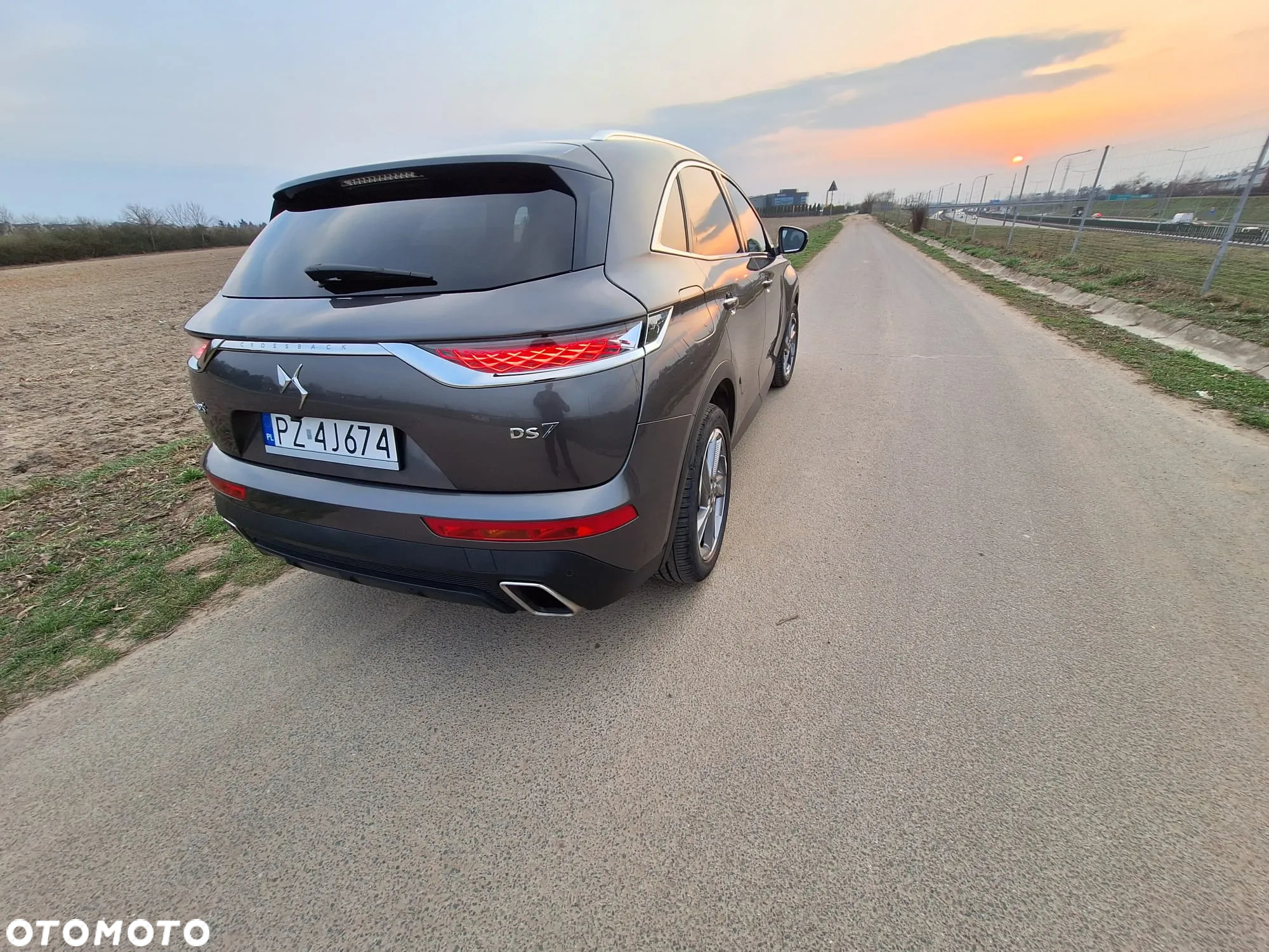 DS Automobiles DS 7 Crossback 1.6 E-Tense 4x4 Grand Chic - 7