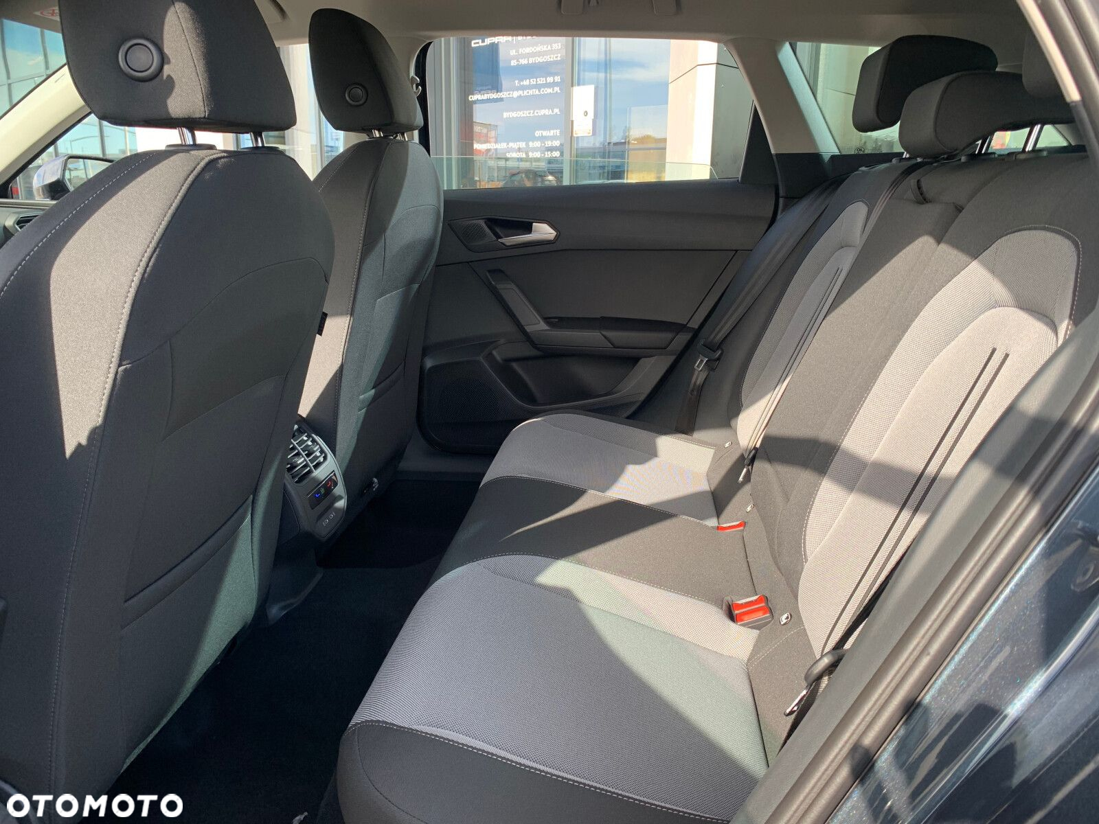 Seat Leon 1.5 eTSI mHEV Style DSG - 13