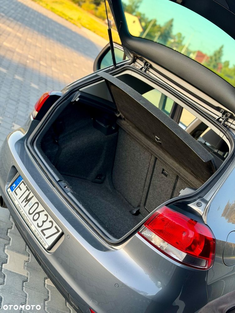 Volkswagen Golf - 7