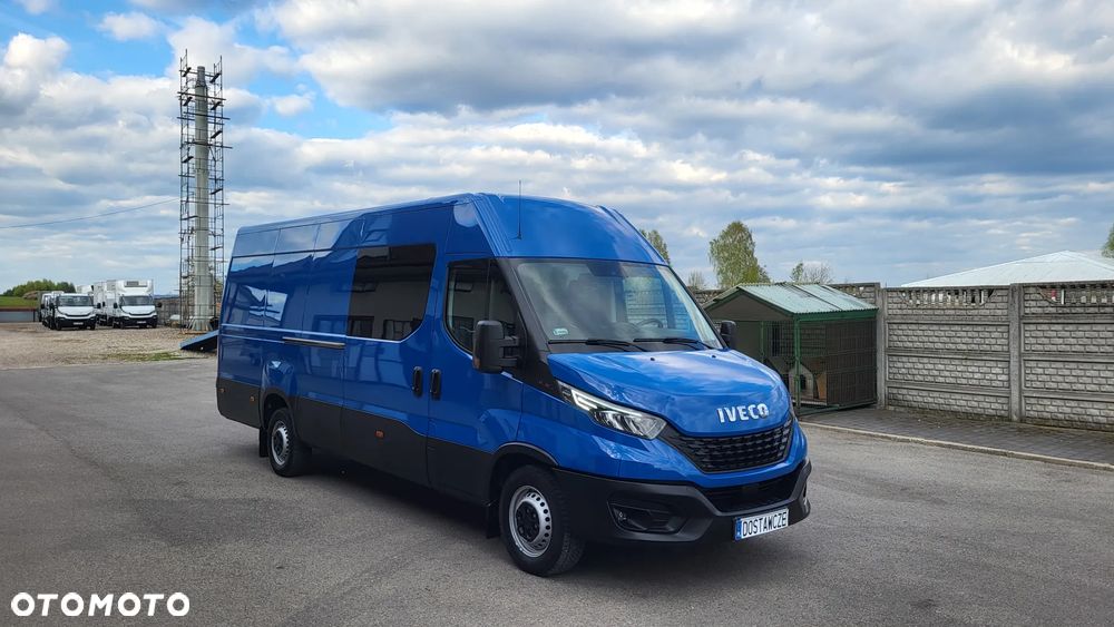 Iveco Daily 35S180 / doka / auto brygadowe / 7 osobowe / - 1