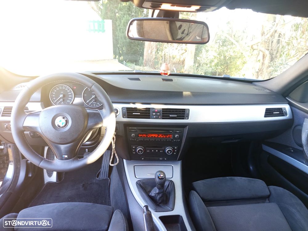 BMW 318 d DPF Edition Sport - 12