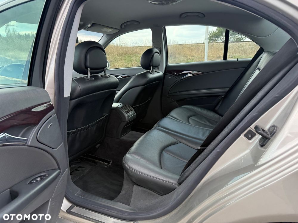 Mercedes-Benz Klasa E 200 CDI Classic - 20