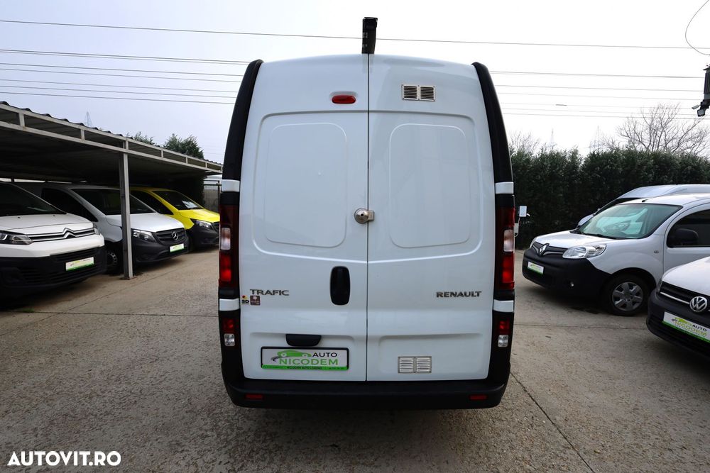 Renault Trafic L2H2 - 5
