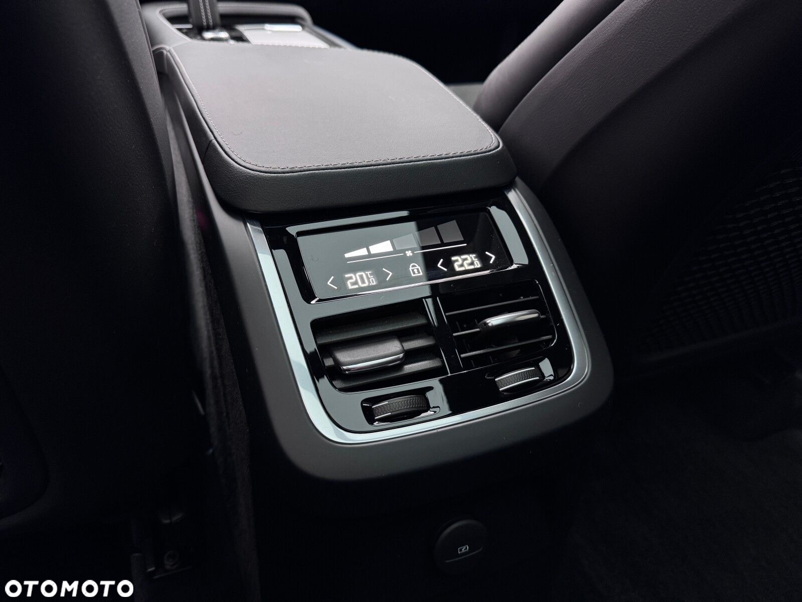 Volvo XC 90 - 16