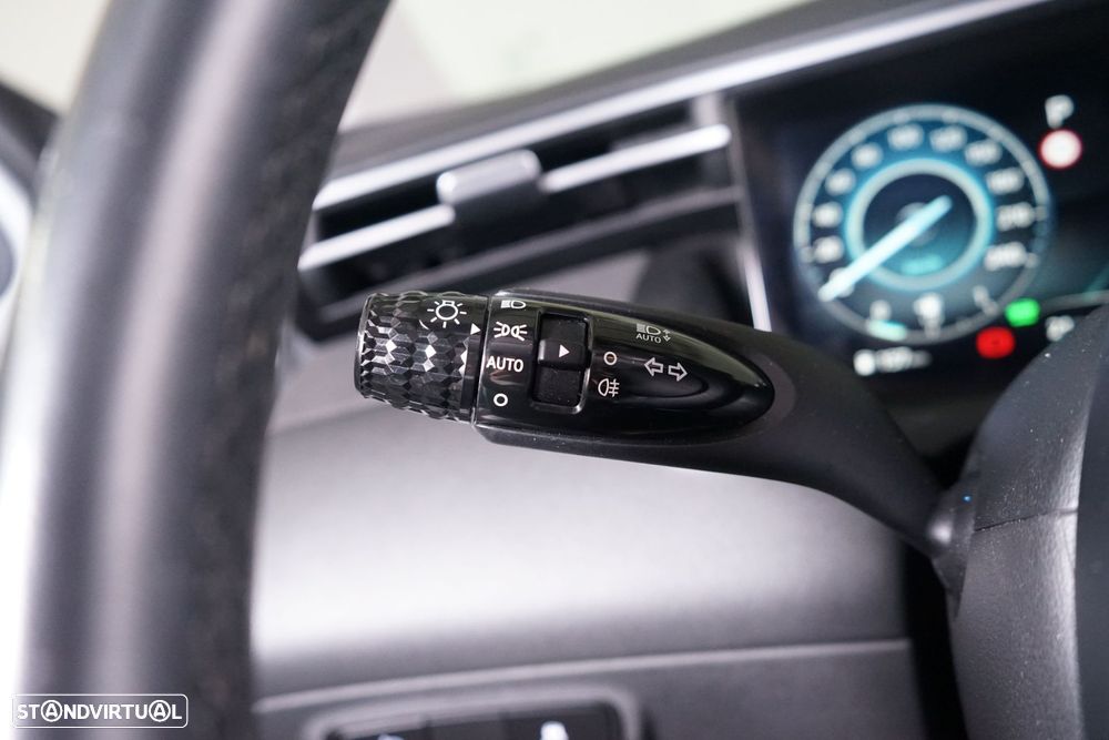 Hyundai Tucson 1.6 T-GDI HEV Vanguard - 25