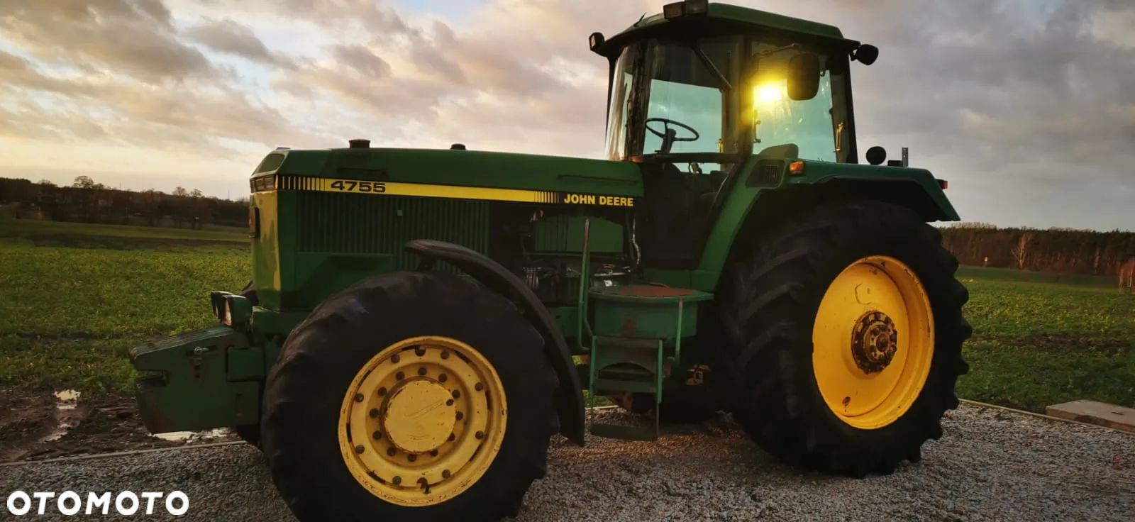 John Deere John Deere 4755 - 1