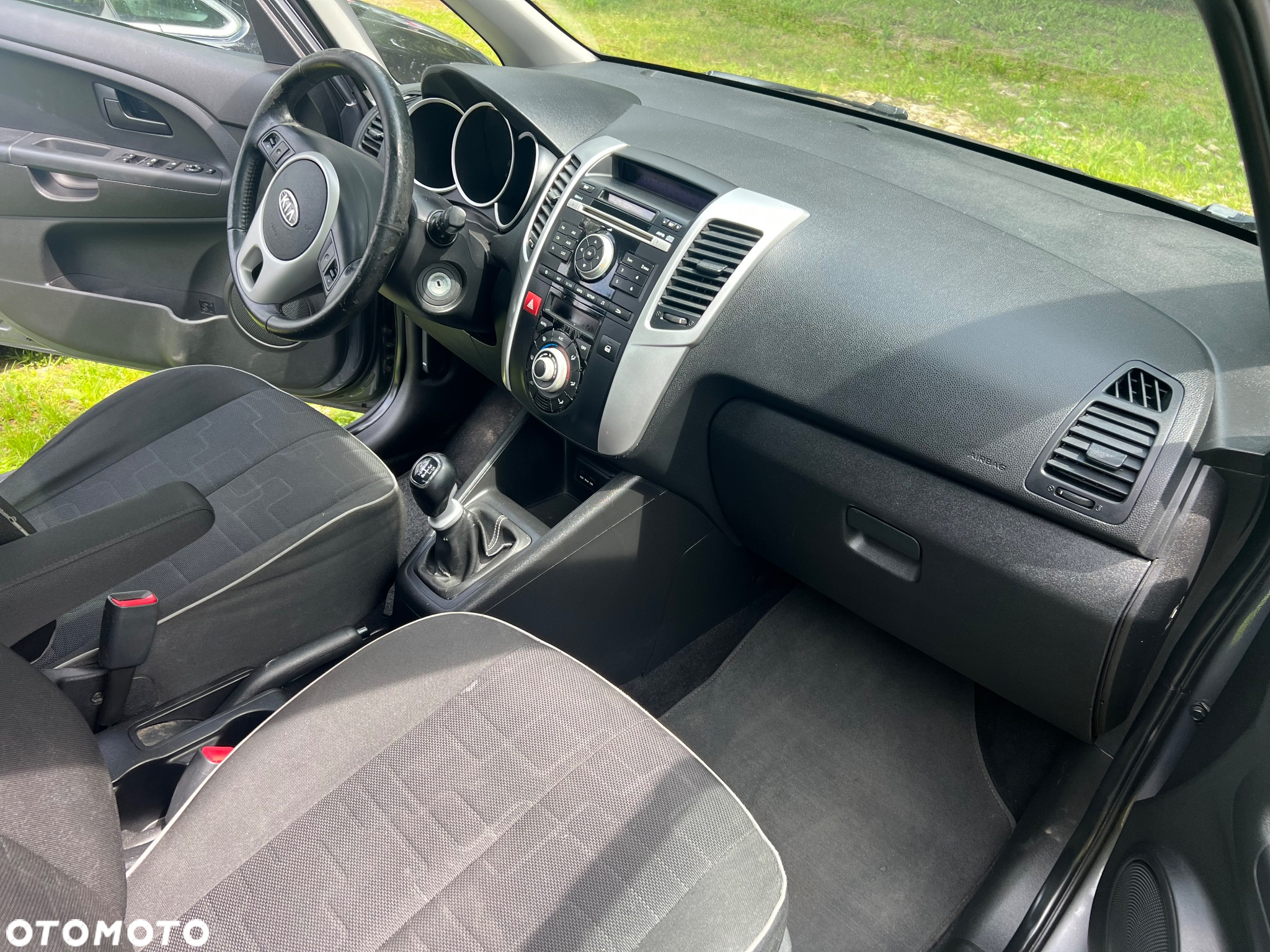Kia Venga 1.4 CVVT Attract - 13