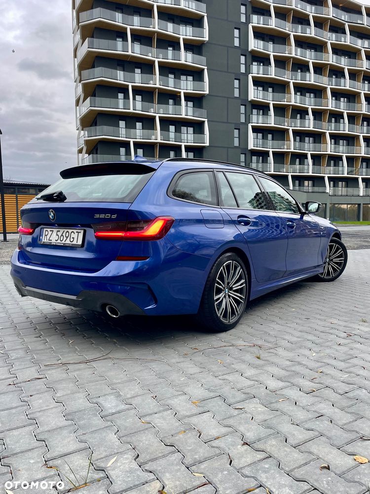 BMW Seria 3 320d M Sport - 6