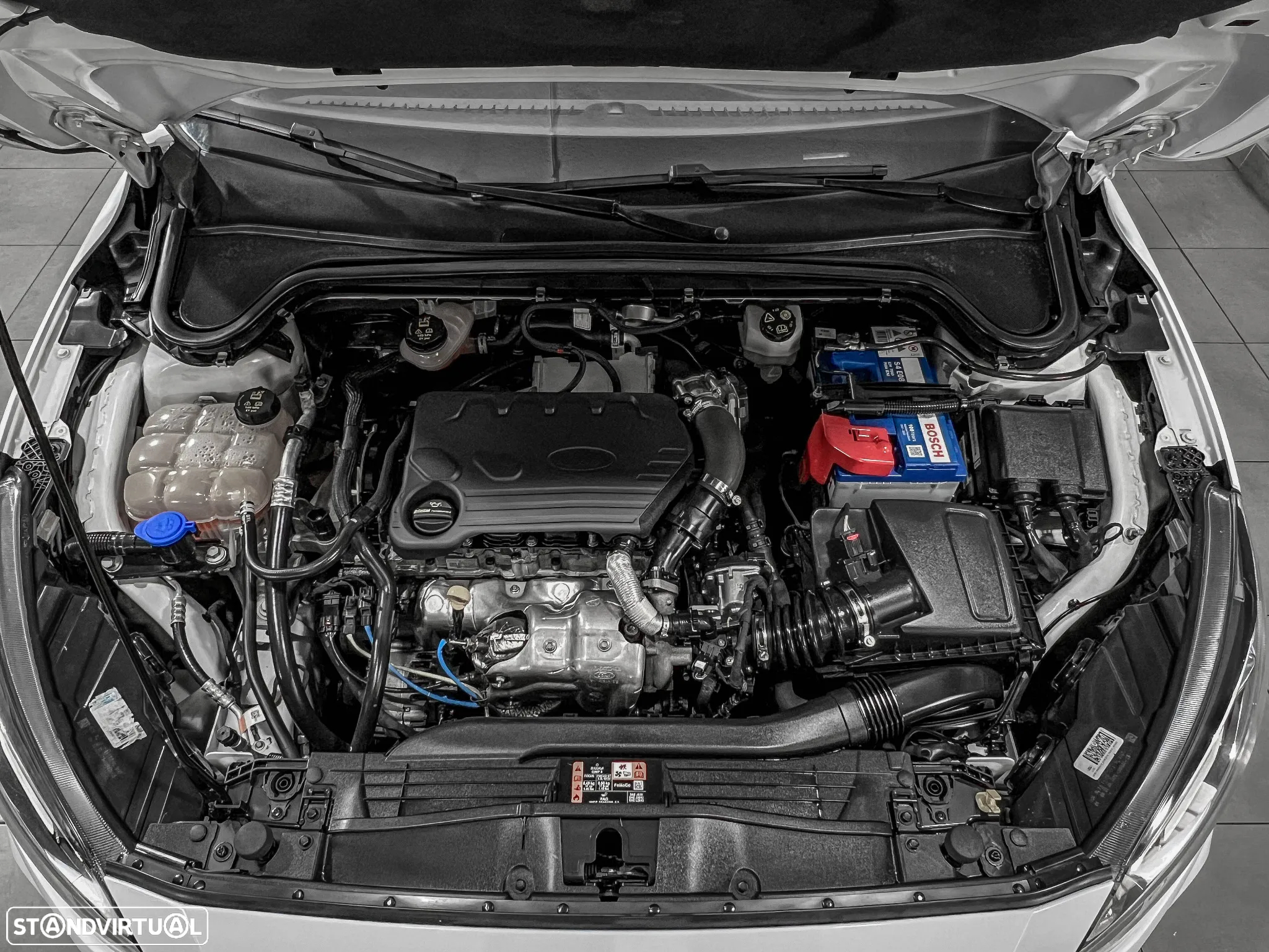 Ford Focus 1.5 TDCi EcoBlue ST-Line - 23