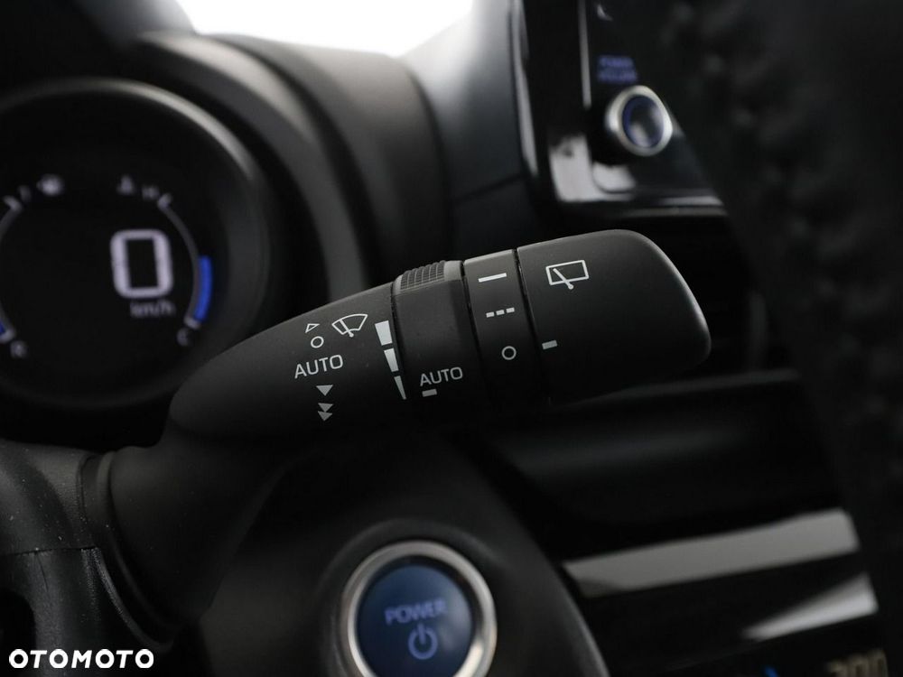 Toyota Yaris Cross Hybrid 1.5 Dynamic - 33