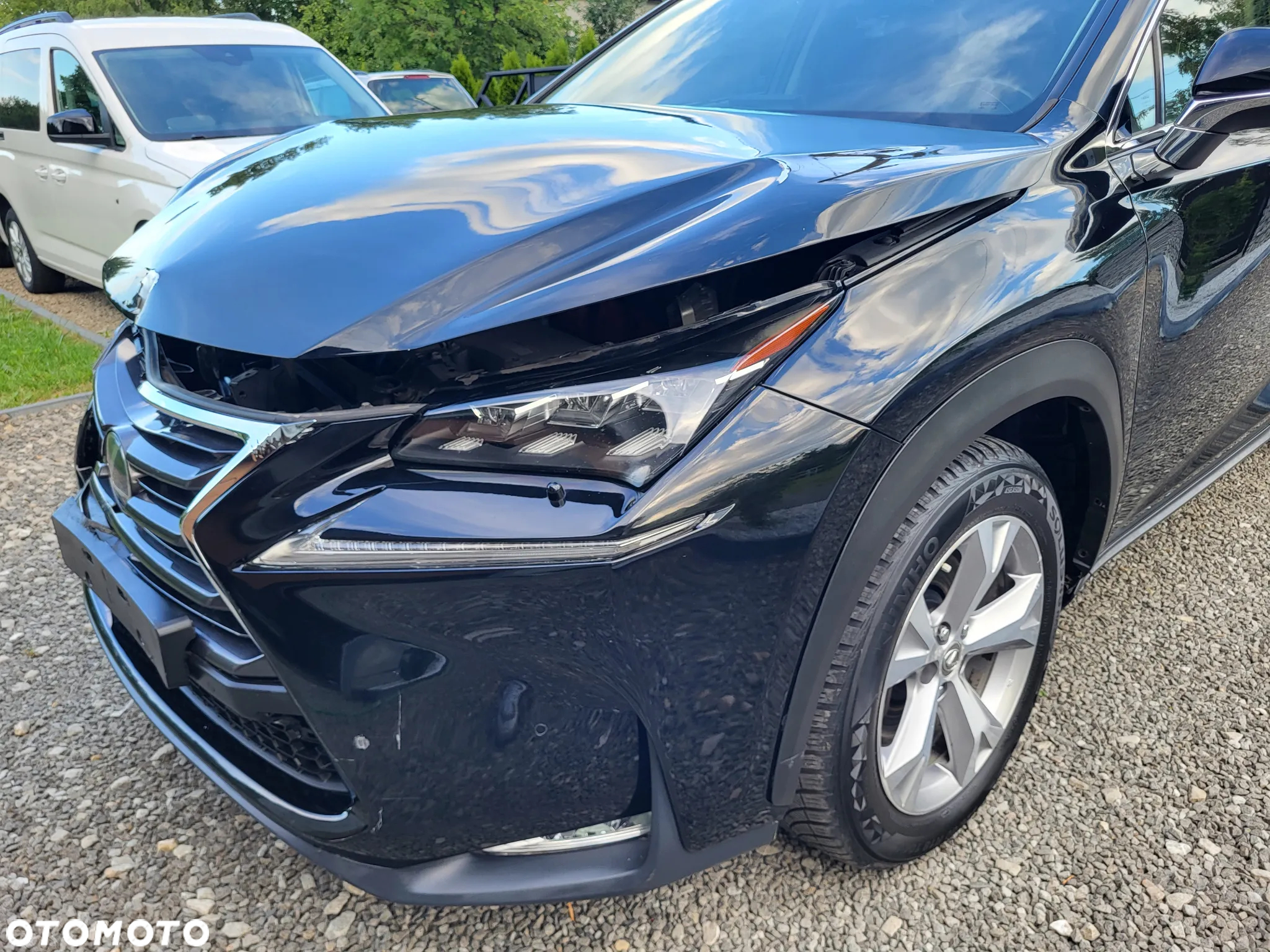 Lexus NX 300h Business Edition - 14