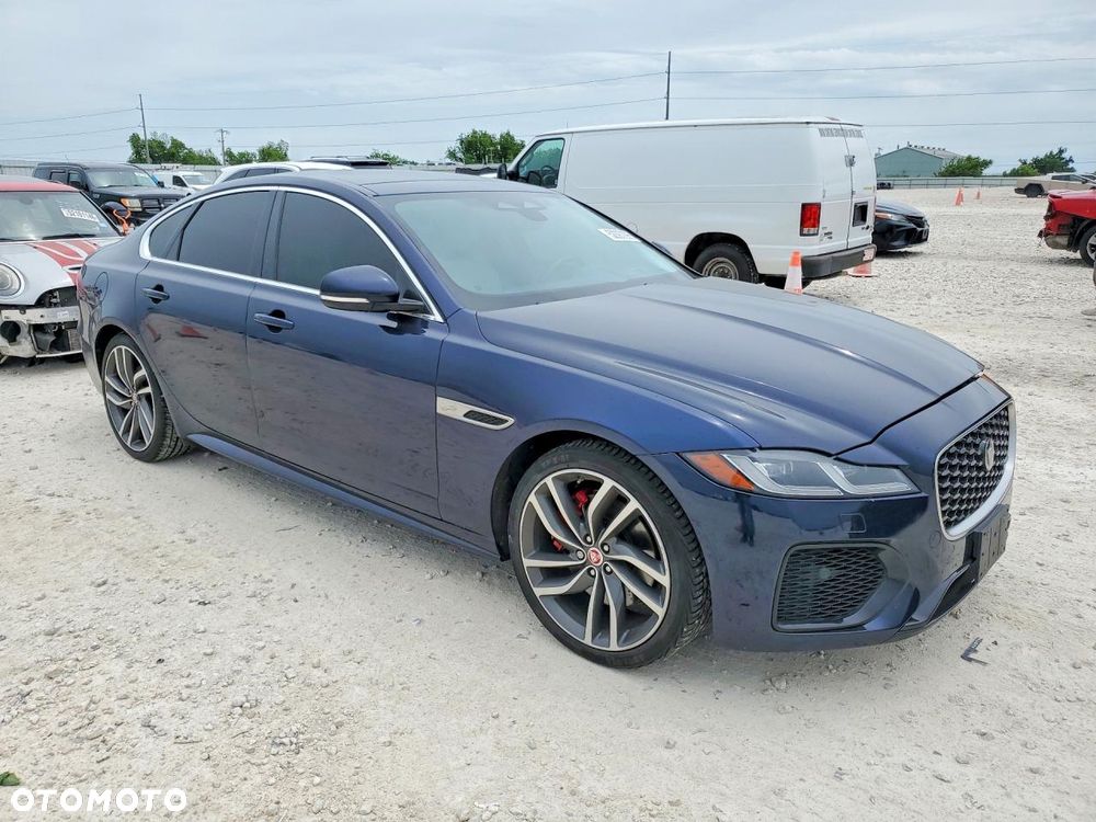 Jaguar XF - 1