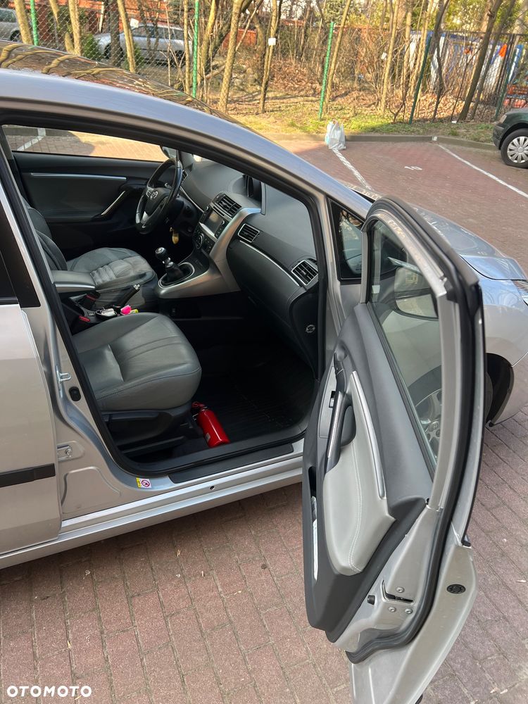 Toyota Verso 1.6 D-4D 5-Sitzer Start/Stop Skyview Edition - 11