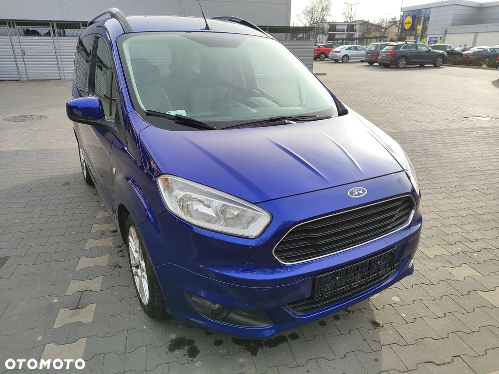 Ford Tourneo Courier 1.0 EcoBoost Titanium - 17