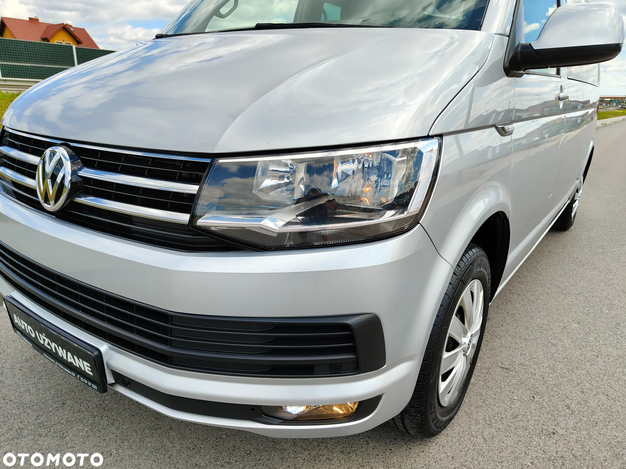 Volkswagen Caravelle 2.0 TDI L2 Comfortline - 4