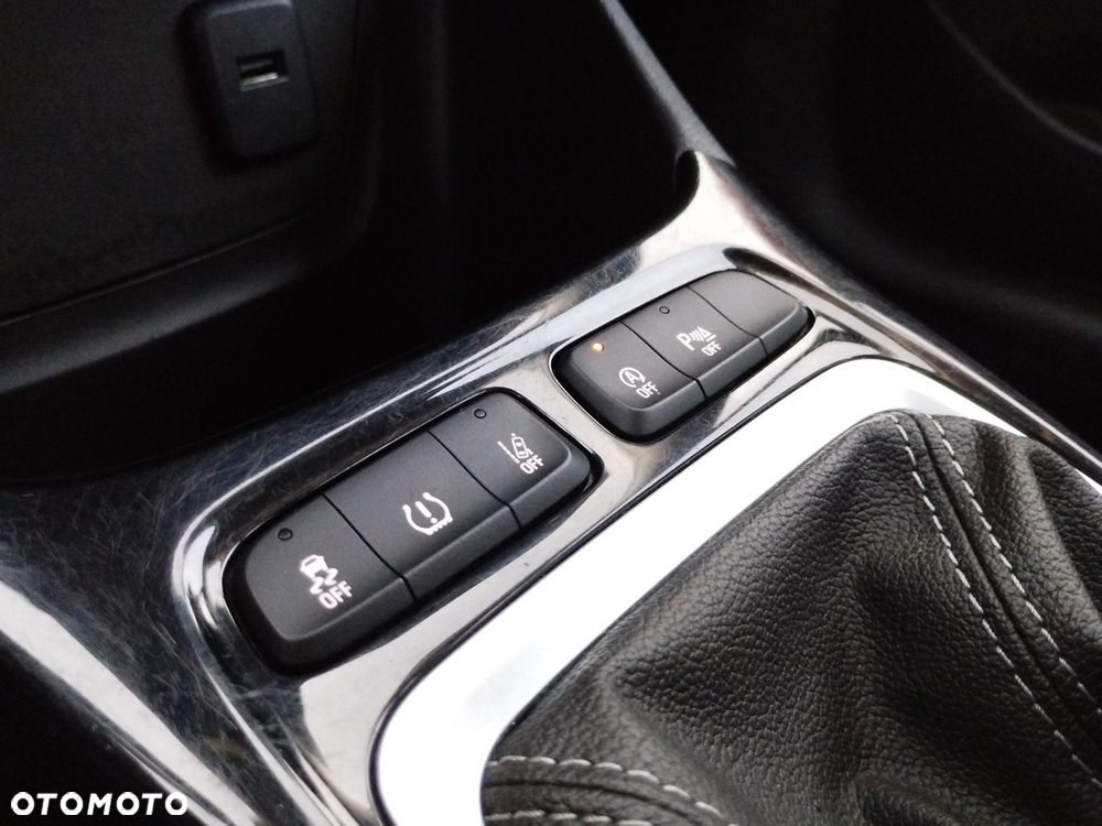 Opel Crossland X 1.2 Enjoy - 24