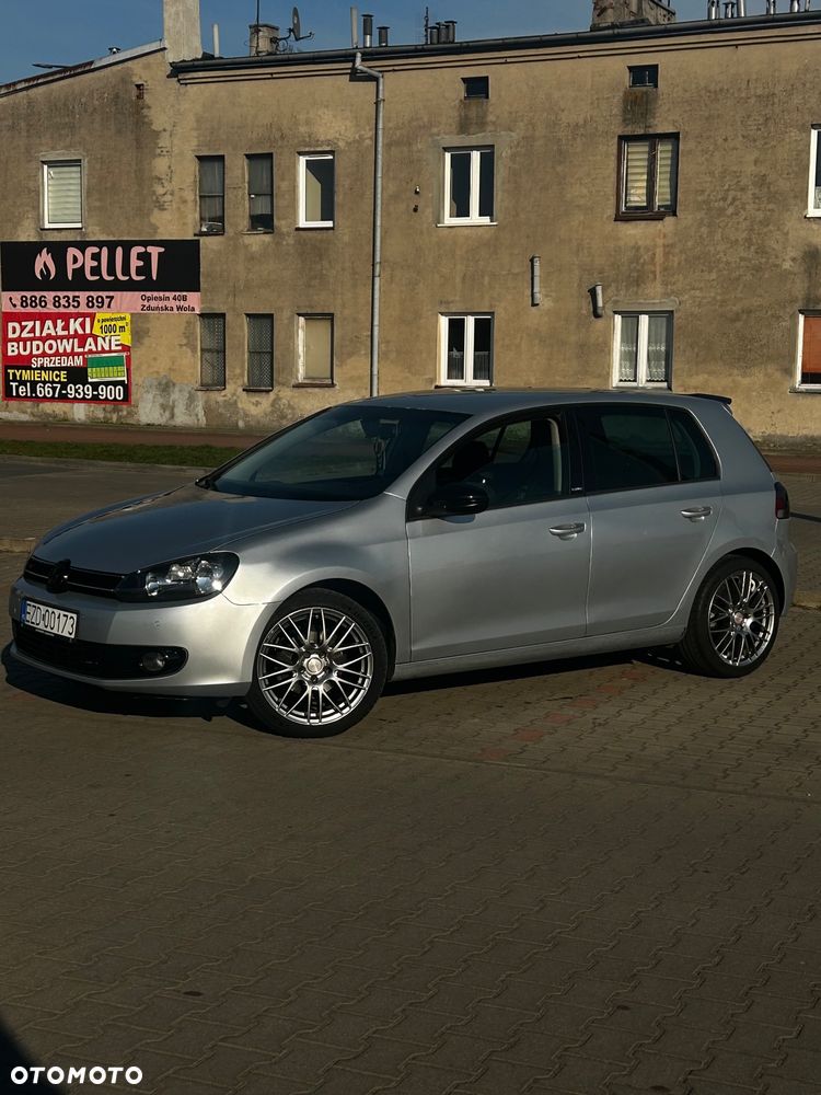 Volkswagen Golf 1.6 TDI DPF Style - 1