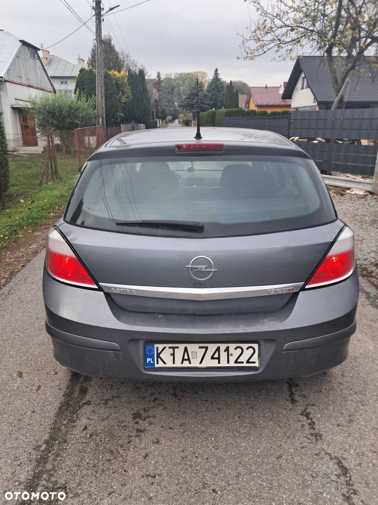 Opel Astra - 4