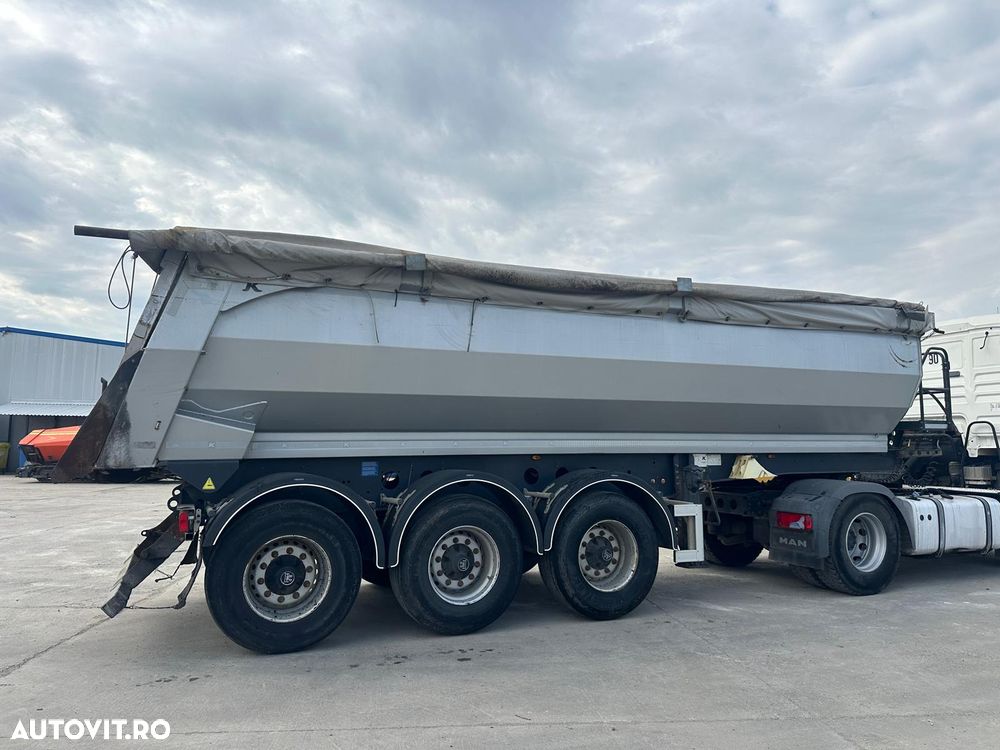 Kaessbohrer DL 3 - 17