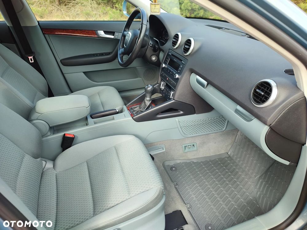 Audi A3 Sportback 1.4 TFSI S line Sportpaket (plus) - 20