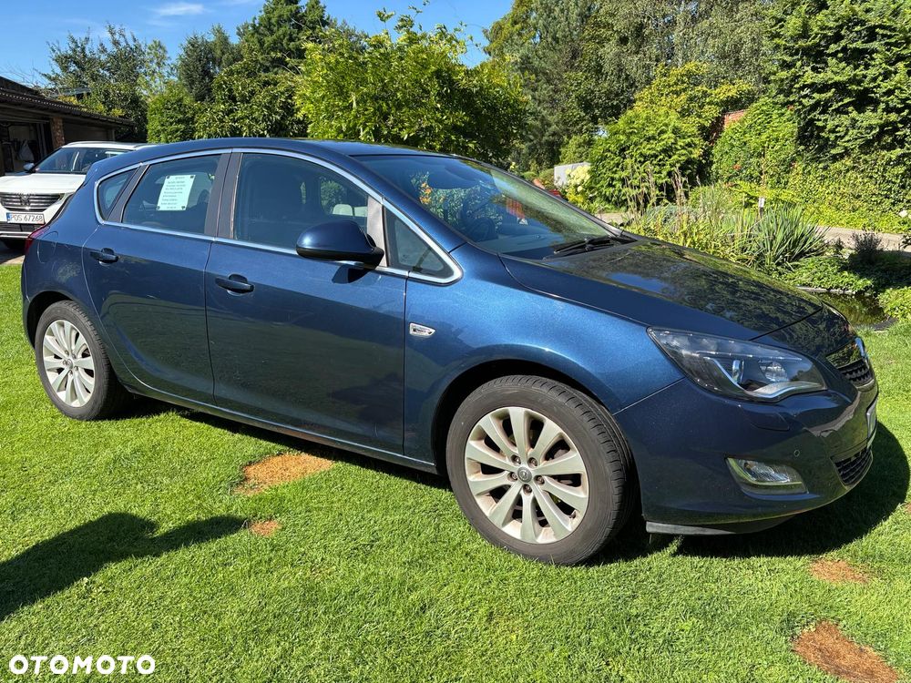 Opel Astra 1.4 T Cosmo EU6 - 4