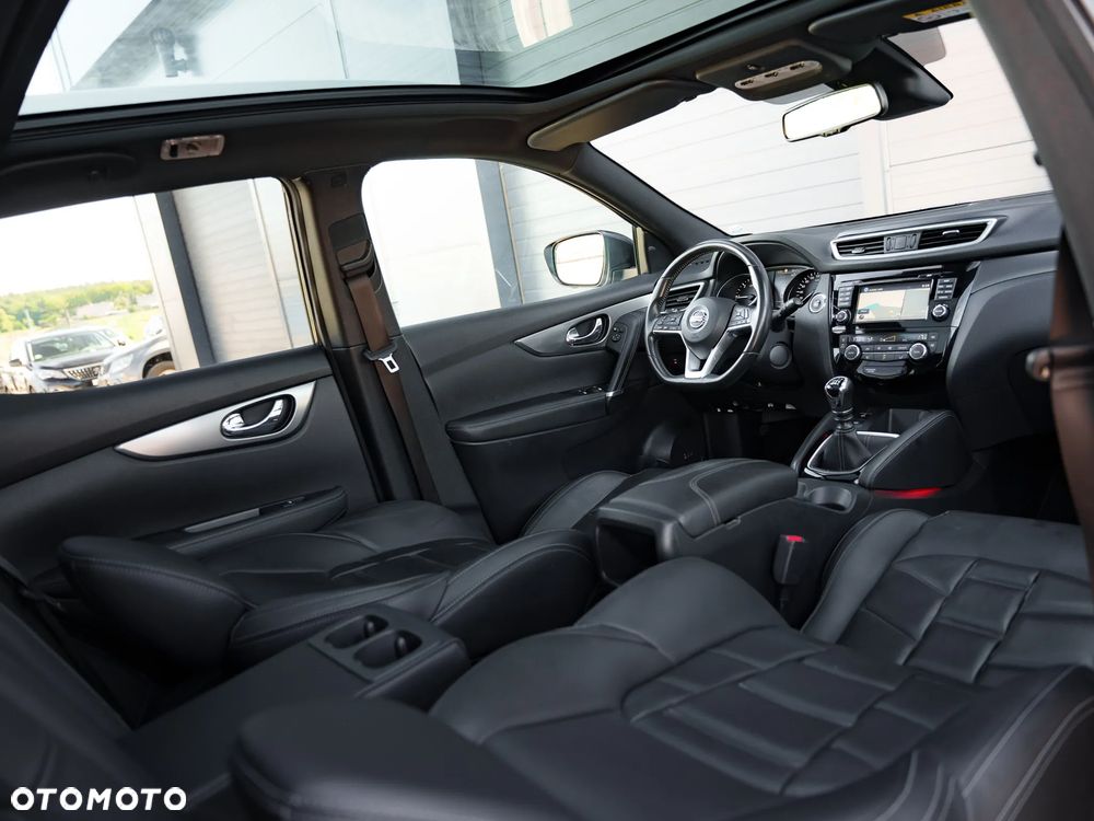 Nissan Qashqai 1.6 DCi Tekna+ - 18