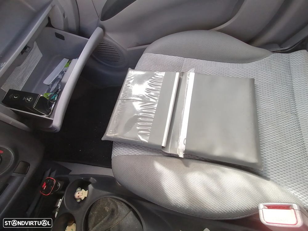 Kia Picanto 1.1 CRDi VGT EX - 17