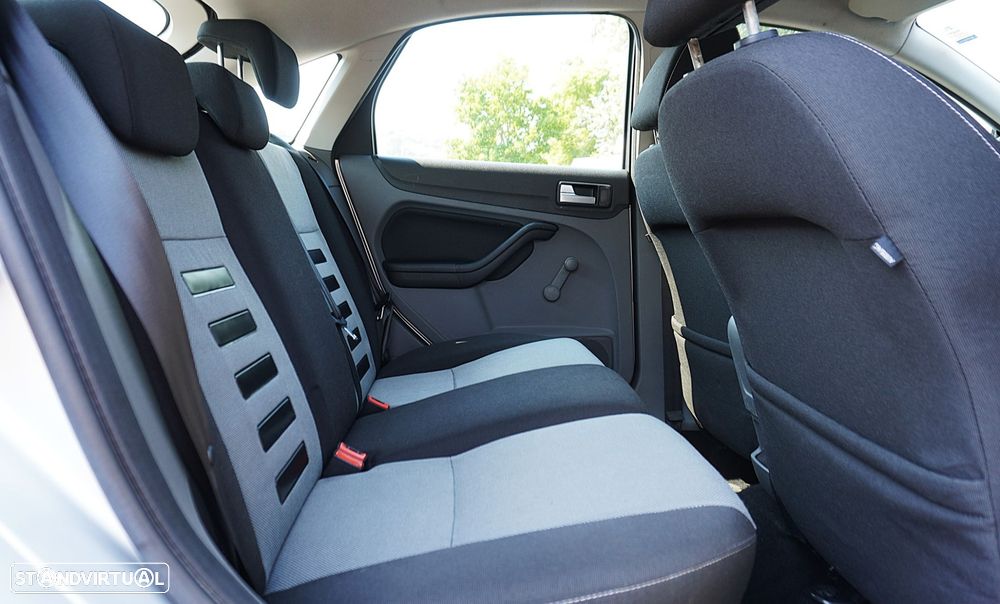Ford Focus 1.6 TDCi Trend - 18
