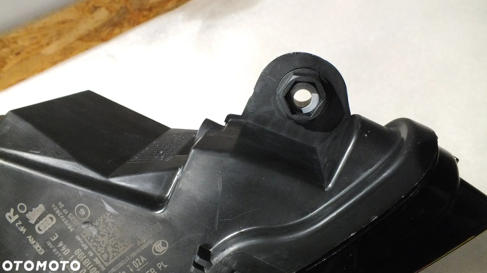 Xenon prawy Audi A1 8V0941044E - 4
