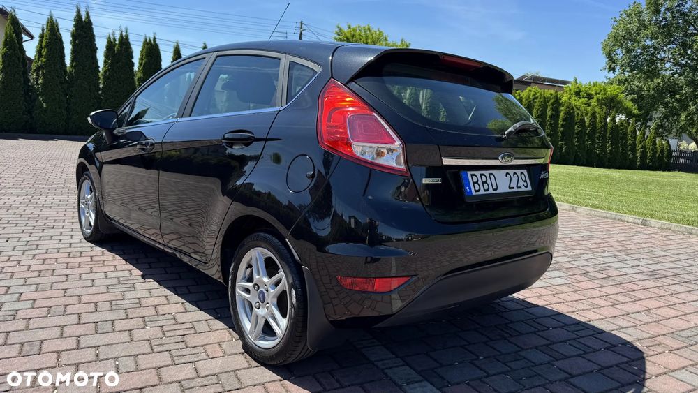 Ford Fiesta 1.0 EcoBoost Titanium - 10