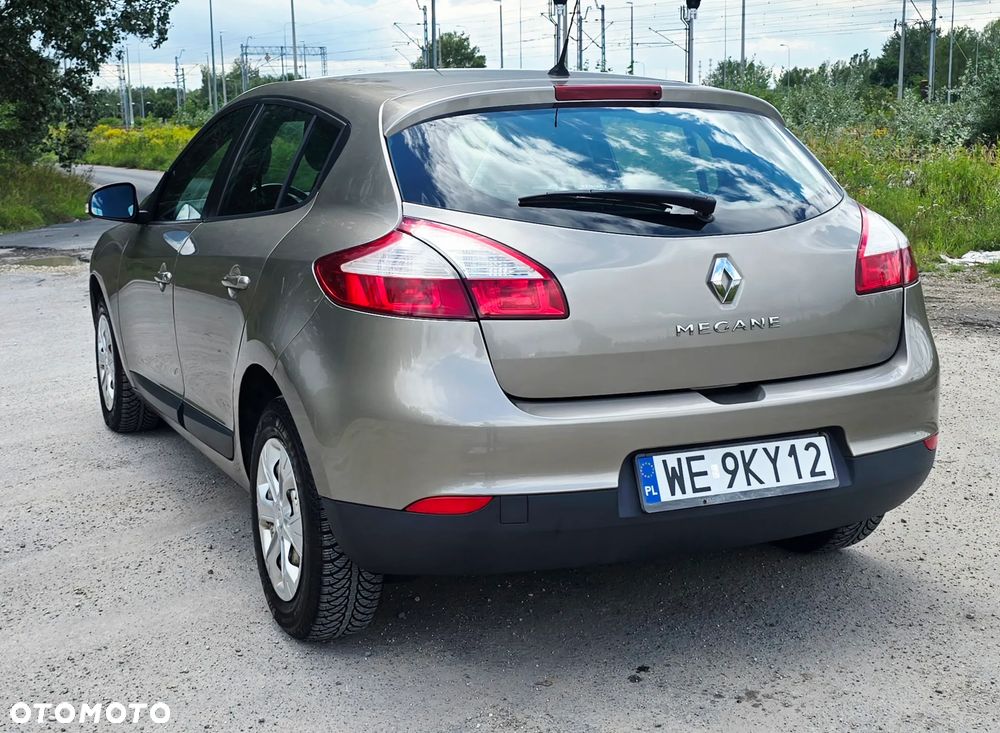 Renault Megane 1.6 16V Authentique - 4