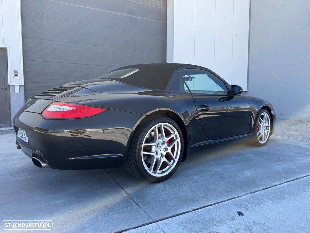 Porsche 911 Carrera PDK — fotografia 10
