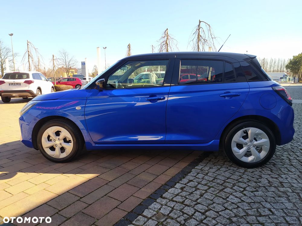 Suzuki Swift 1.2 Dualjet SHVS Premium Plus - 10