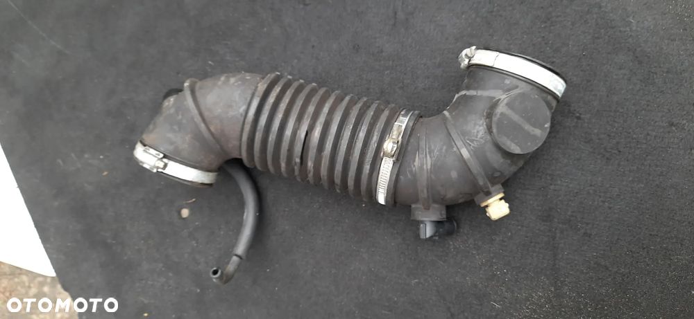 Volvo S40 V40 V70 S80 Rura Dolot Powietrza 2.0t 30862105 30863962 , 1.8 30864200 5v031 , 2.5 9155453 136800-1050 , 2.4 08649258 14313 - 7