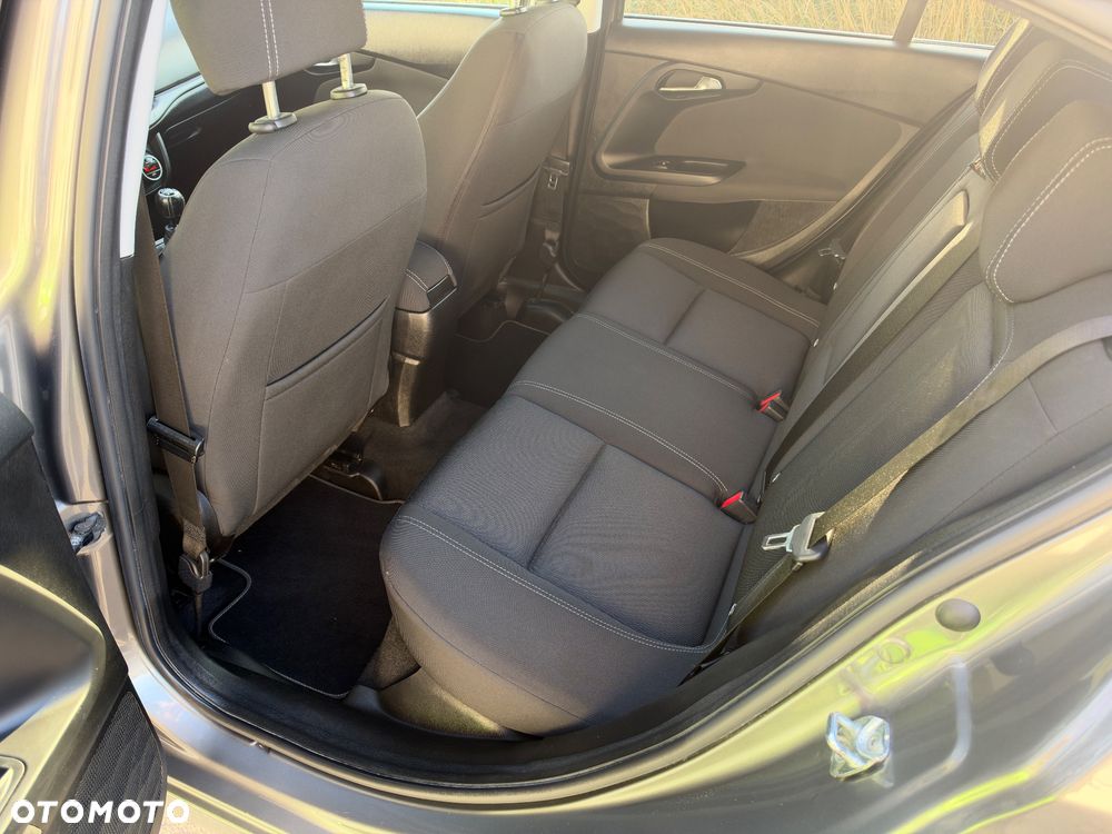 Fiat Tipo 1.4 T-Jet Business Line - 25