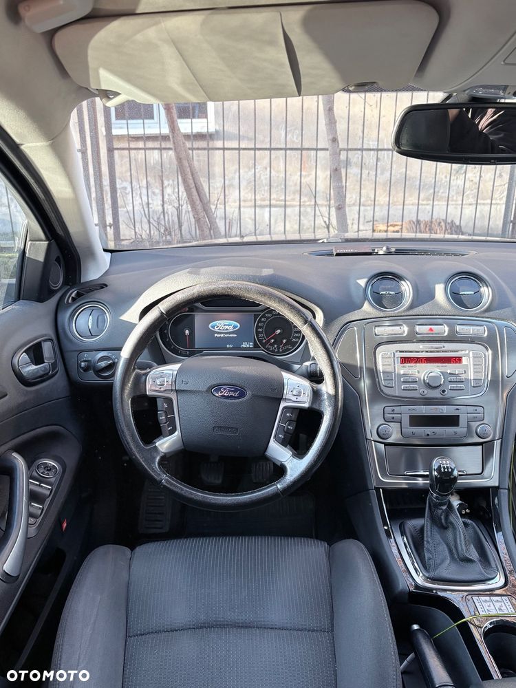 Ford Mondeo 2.0 Titanium - 19
