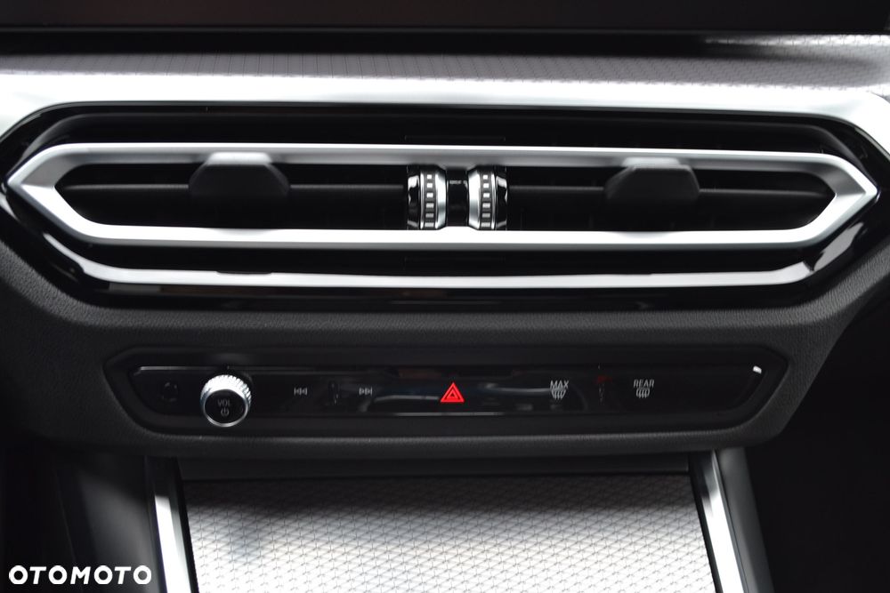 BMW Seria 3 330i M Sport sport - 20