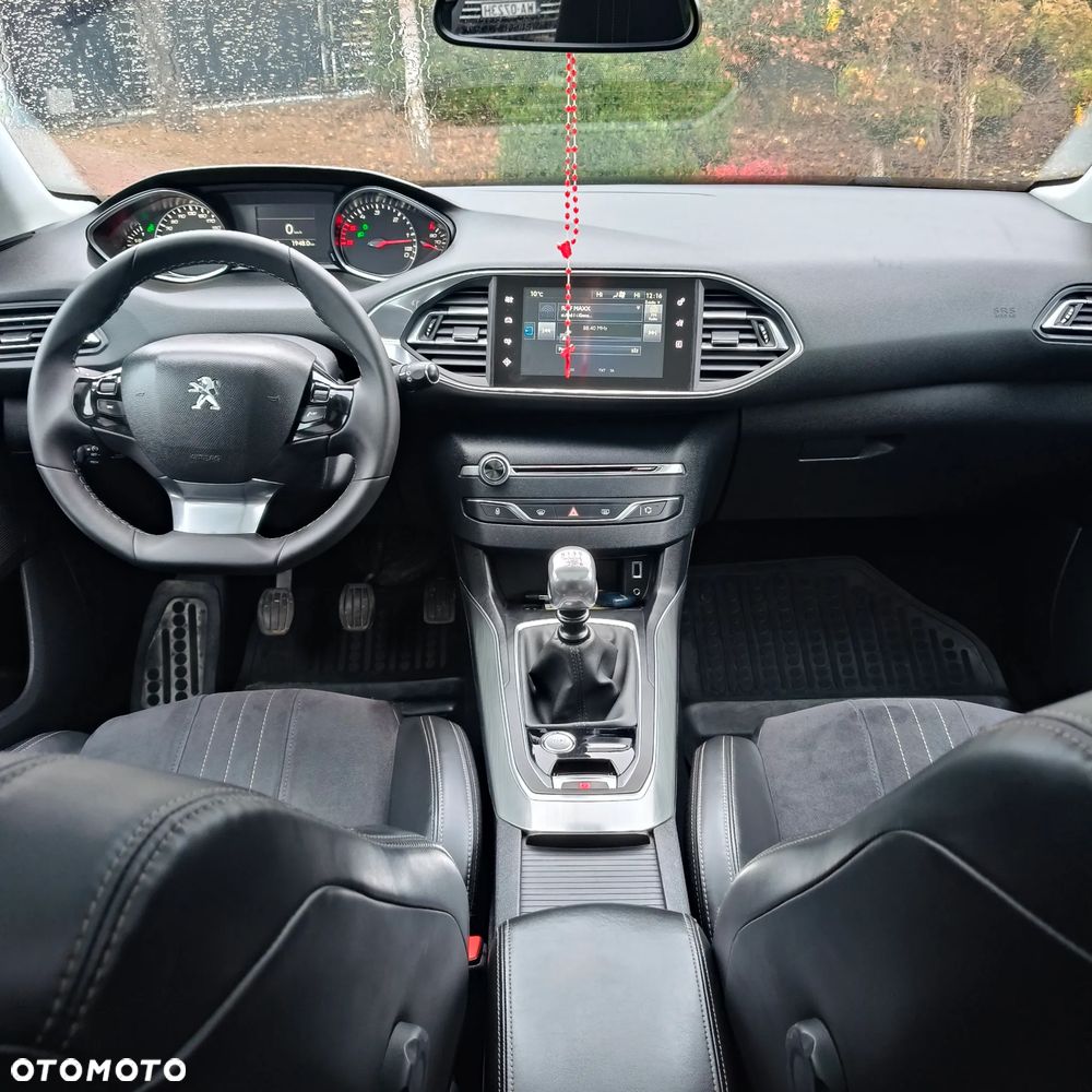 Peugeot 308 2.0 Blue HDi Allure S&S - 15