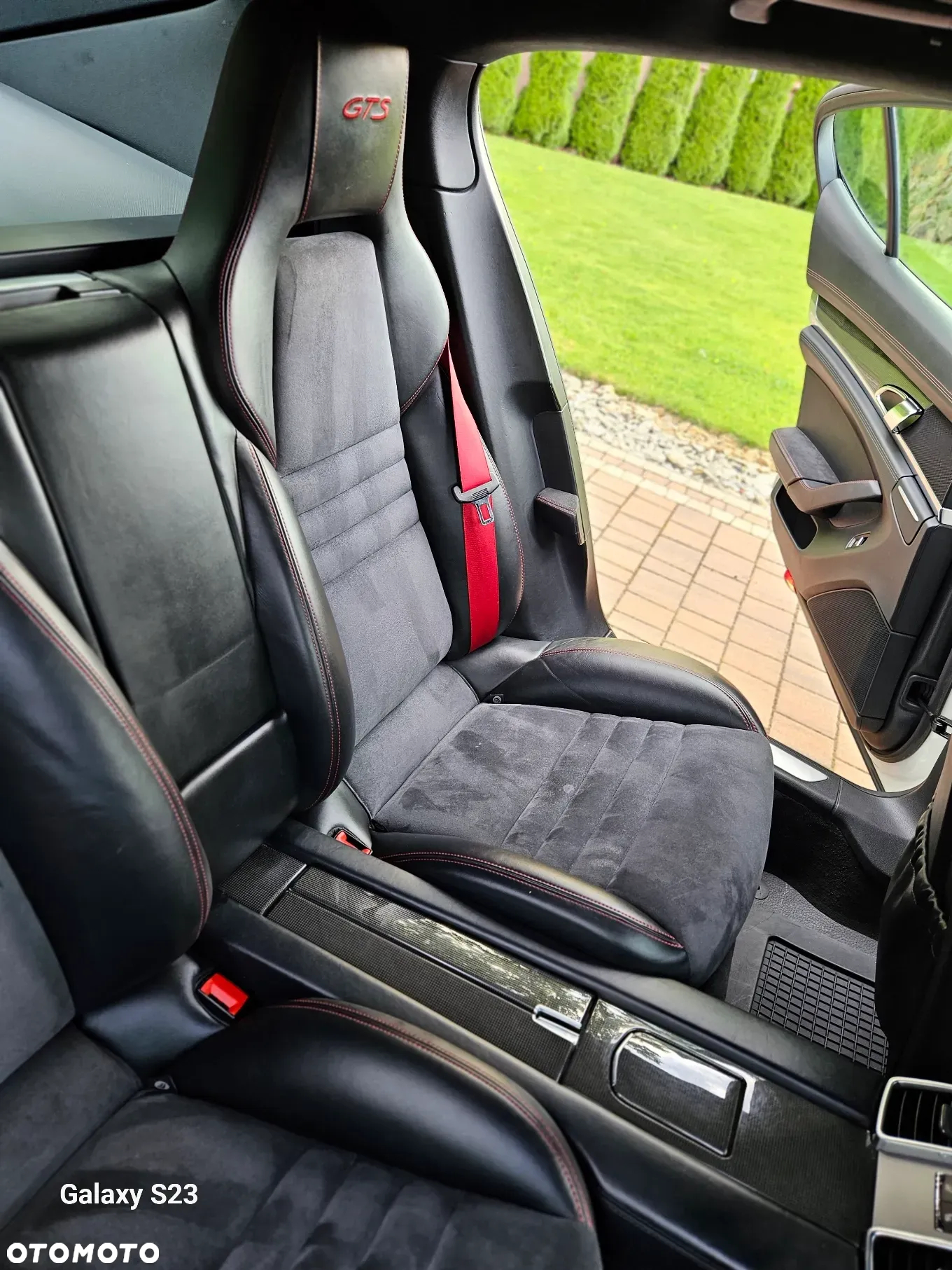 Porsche Panamera GTS PDK - 23