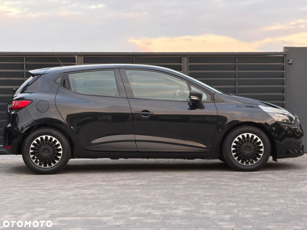 Renault Clio 1.2 16V Life - 6