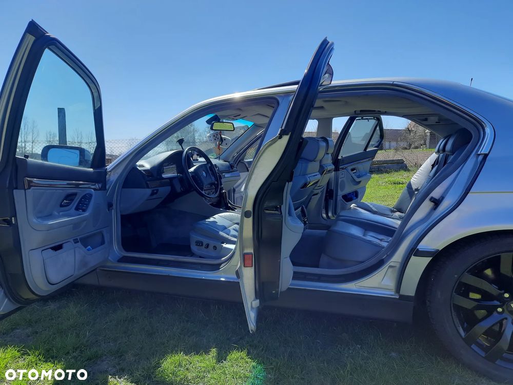 BMW Seria 7 - 3