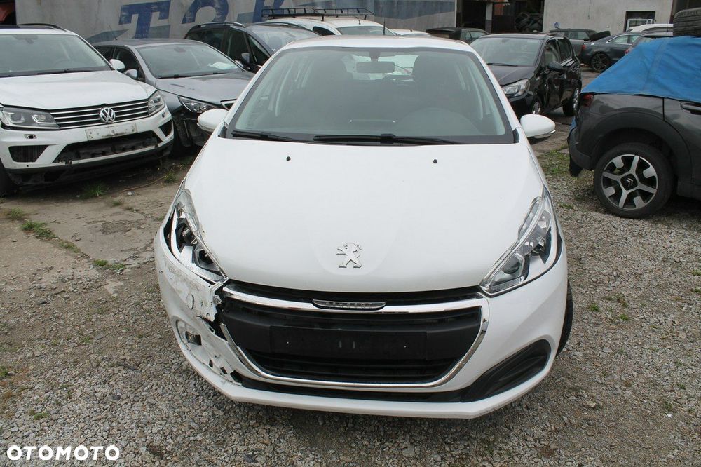 Peugeot 208 - 2