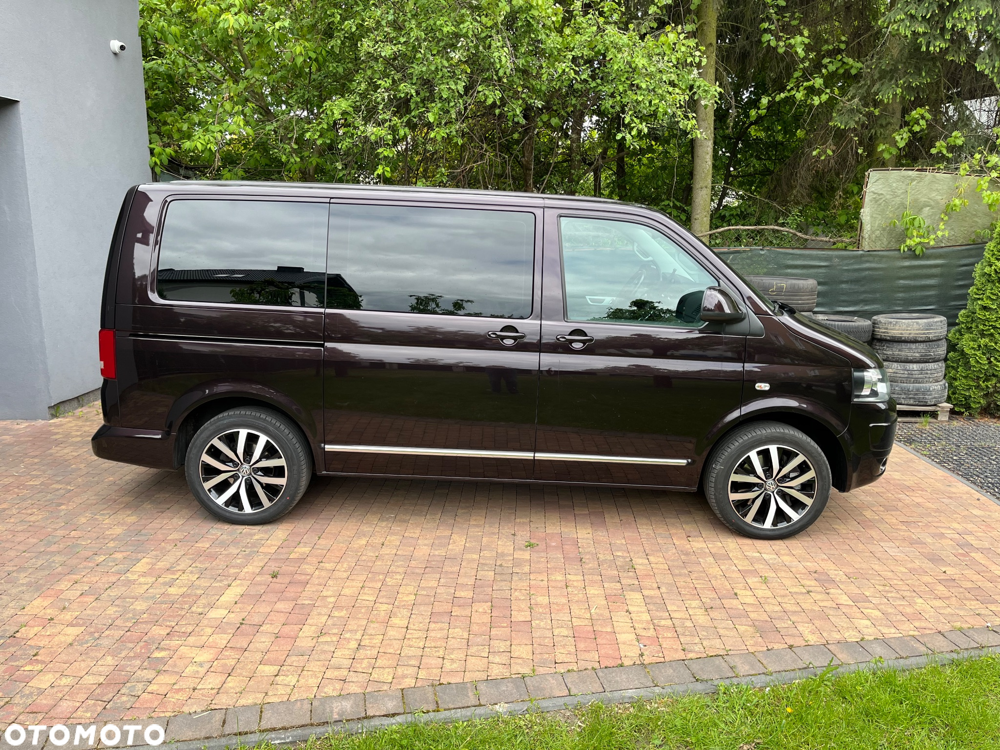 Volkswagen Multivan - 18