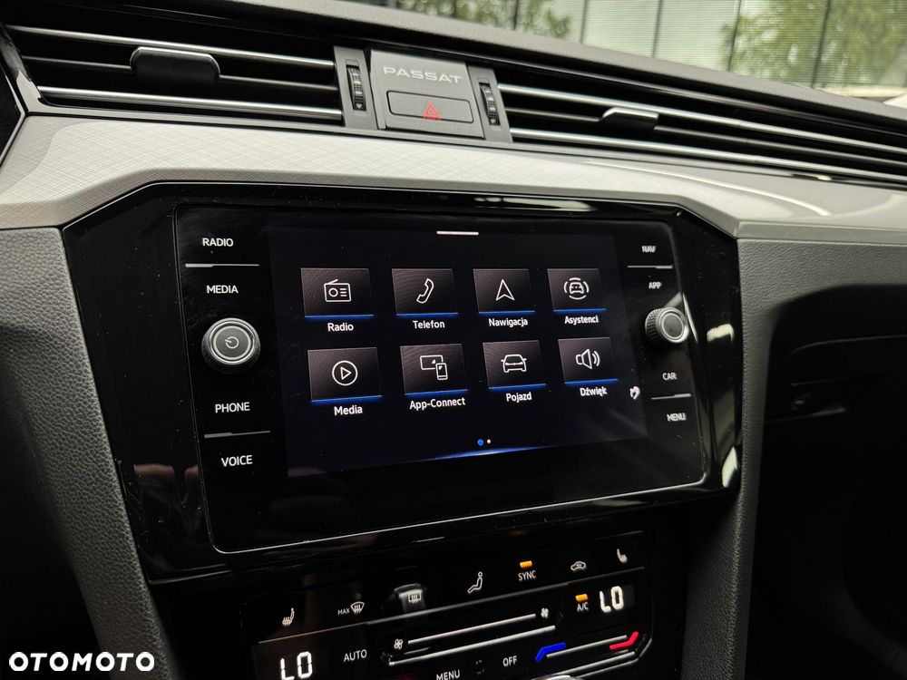 Volkswagen Passat Variant - 29