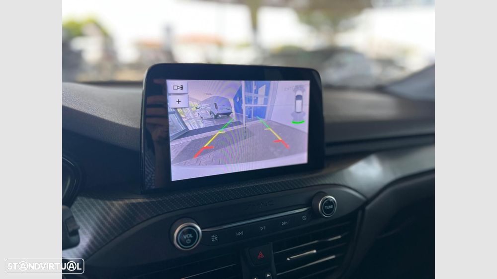 Ford Focus 1.0 EcoBoost ST-Line - 10